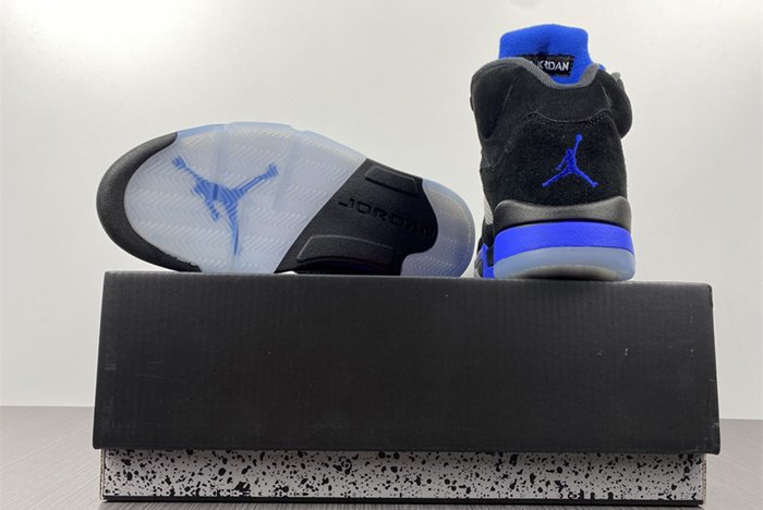 Air Jordan 5 Retro