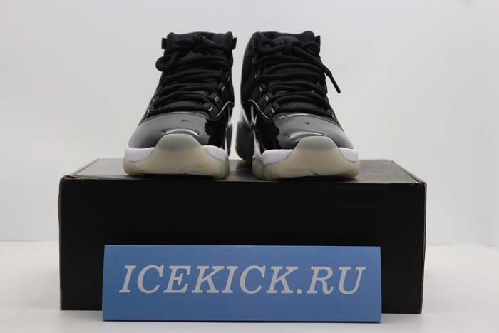 Air Jordan 11 “25th Anniversary” CT8012-011