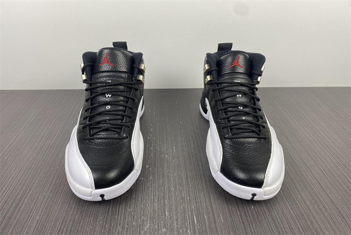 Air Jordan 12 Playoffs 2022