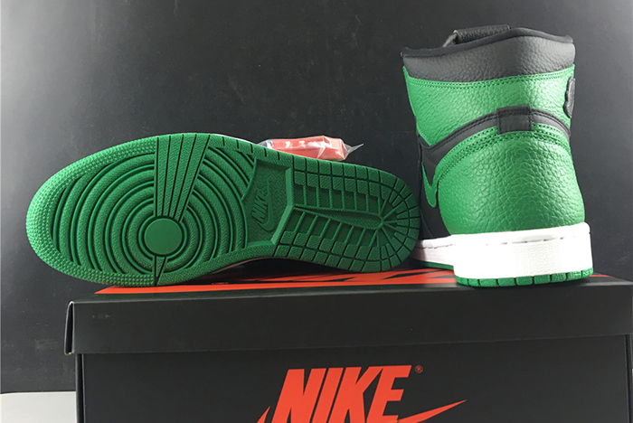 Air Jordan 1 Retro High OG Pine Green 555088-030