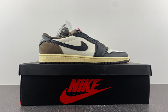 Air Jordan AJ1 Low OG SP +TRAVIS SCOTT