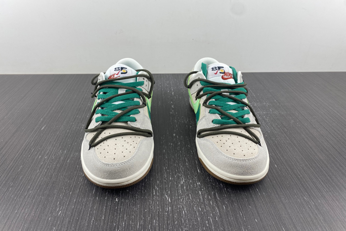 Nike Dunk Low SE 85 DO9457-100J