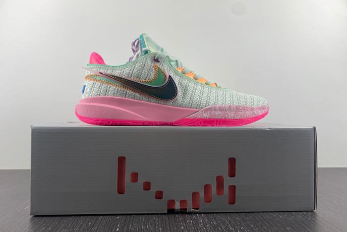 Nike LeBron 20 LBJ20  DJ5422-300