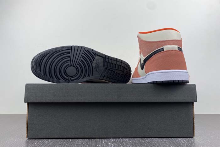 Air Jordan 1 Mid GS “Orange Suede” DV1336-800