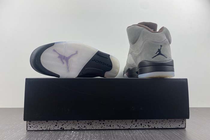 AMM x AJ A Ma Maniére x Air Jordan 5 “Light Bone” FD1330-00650