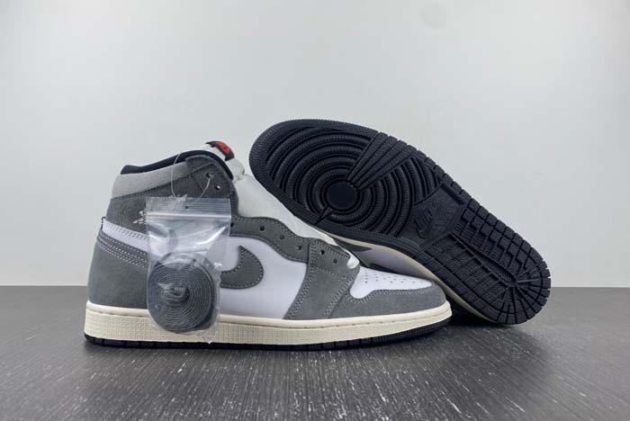 Air Jordan 1 High OG “Washed Black” DZ5485-051