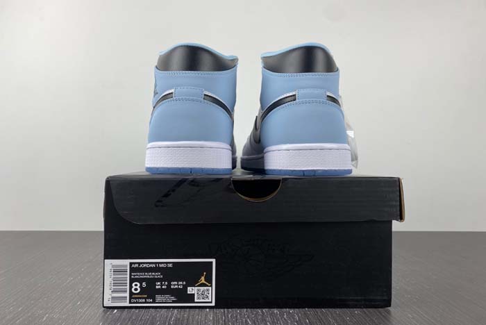 Air Jordan 1 Mid DV1308-104