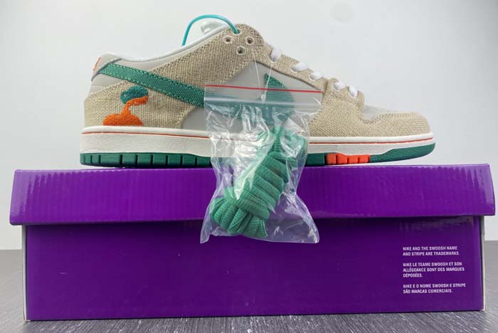 Jarritos x Nike SB Dunk Low FD0860-001