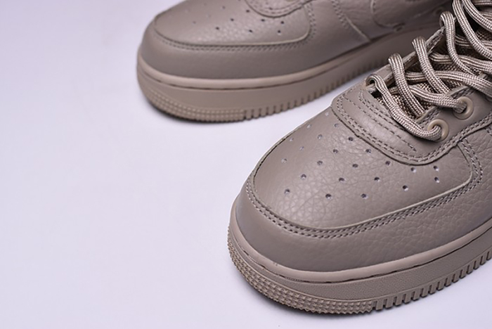 NIKE SPECIAL FORCES AIR FORCE 1 "DESERT CAMO" WOMENS 864024-202